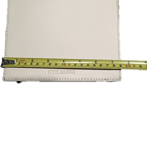 NWOT Steve Madden Kayla box bag with drawstring pouch. Bone color. - Picture 8 of 15